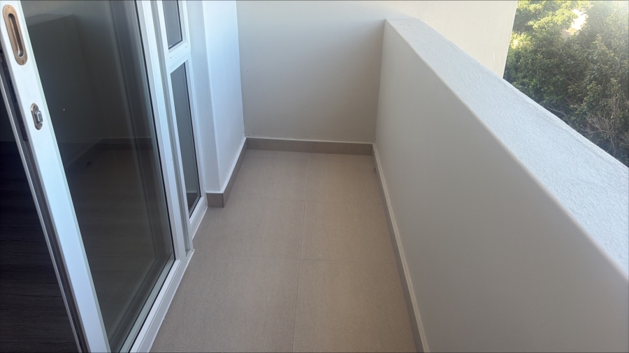 1 Bedroom Property for Sale in Table View Western Cape